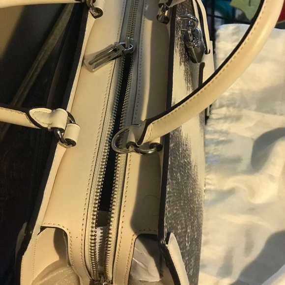 Coach Purse - Picture 6 of 6